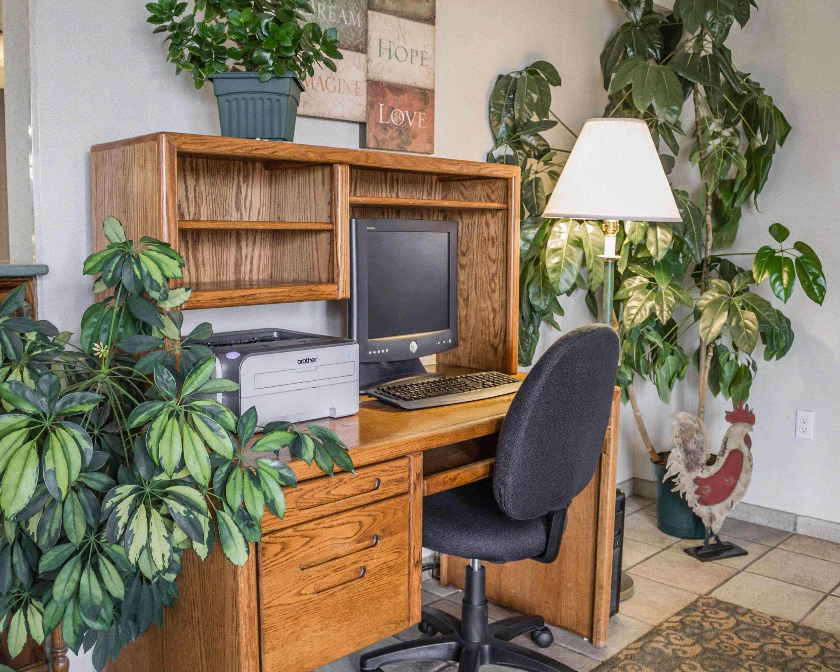 Quality Inn & Suites Манистик Экстерьер фото